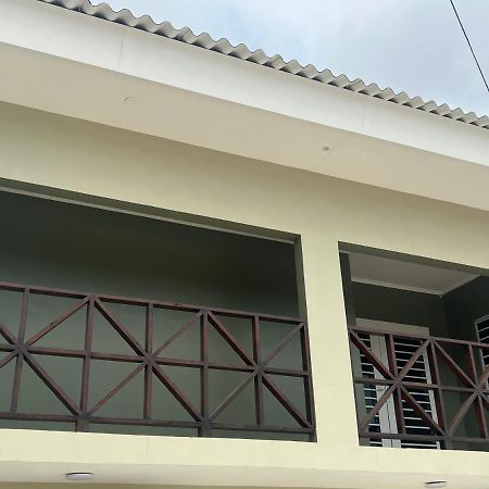 Cataleya Apartments Near Airport Willemstad Ngoại thất bức ảnh