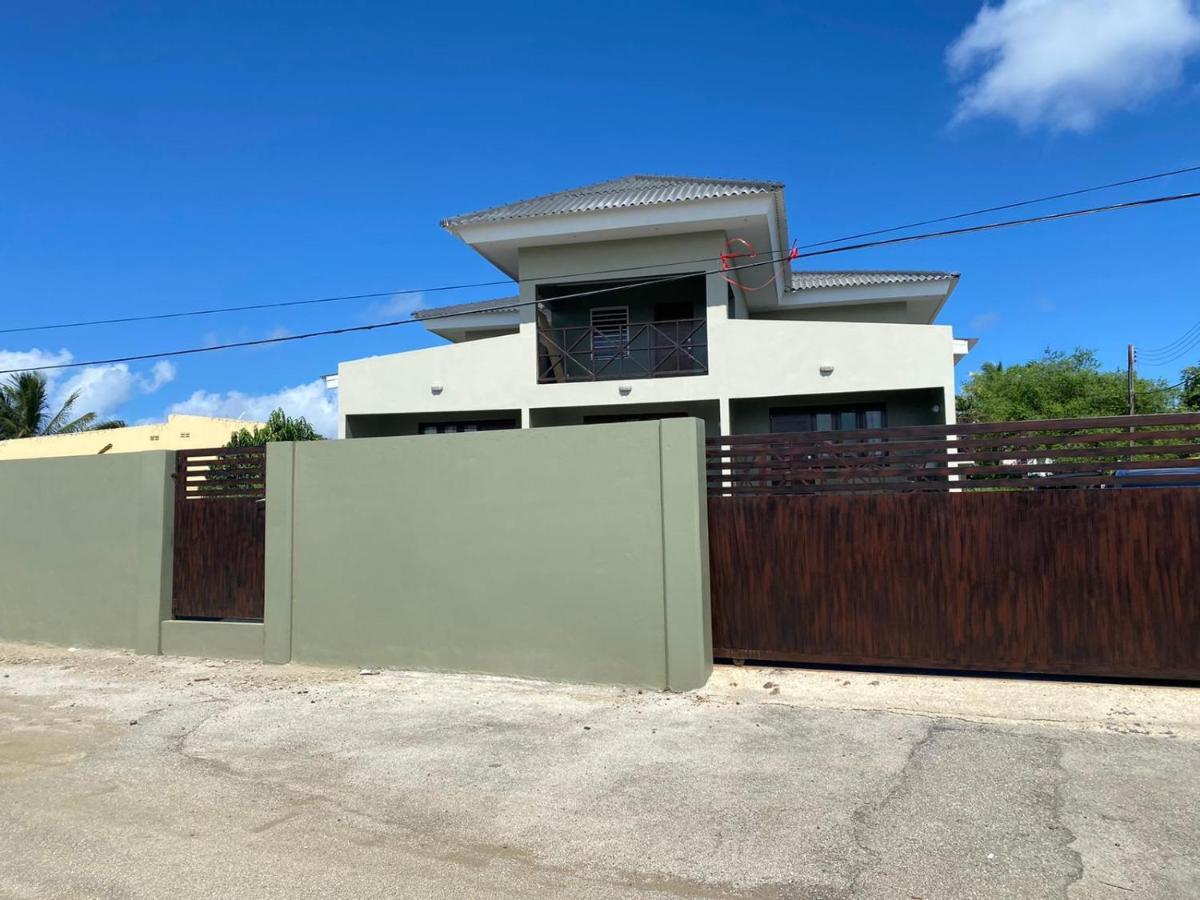 Cataleya Apartments Near Airport Willemstad Ngoại thất bức ảnh