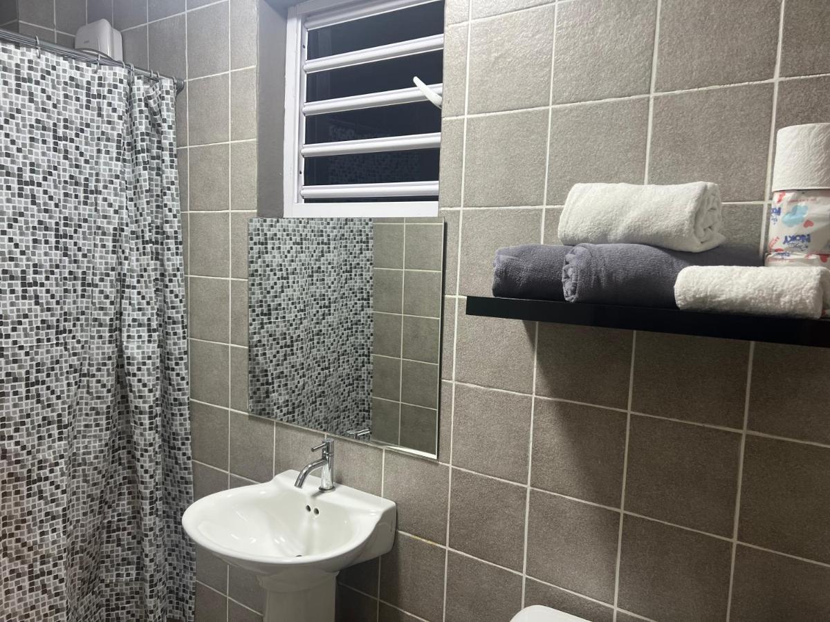 Cataleya Apartments Near Airport Willemstad Ngoại thất bức ảnh